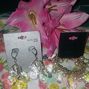 Hannah bracelet Earrings